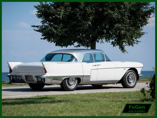 FoGen Carrosseries - 018 - Cadillac Eldorado Brougham (1957) - 005.JPG