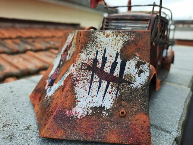 M - 015.jpg