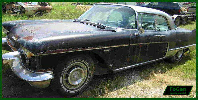 FoGen Carrosseries - 018 - Cadillac Eldorado Brougham (1957) - 012.JPG