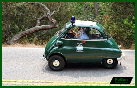 FoGen Carrosseries - 020 - Isetta (1953) - 009.jpg