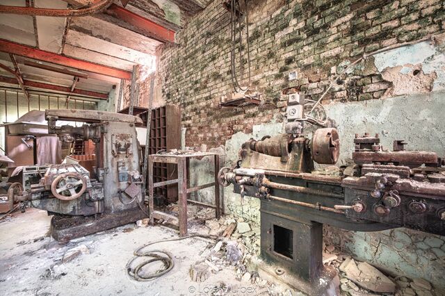 Fallout Génération - Urbex - 012 - Lorenz Urbex - Atelier de poterie belge - 013.jpg